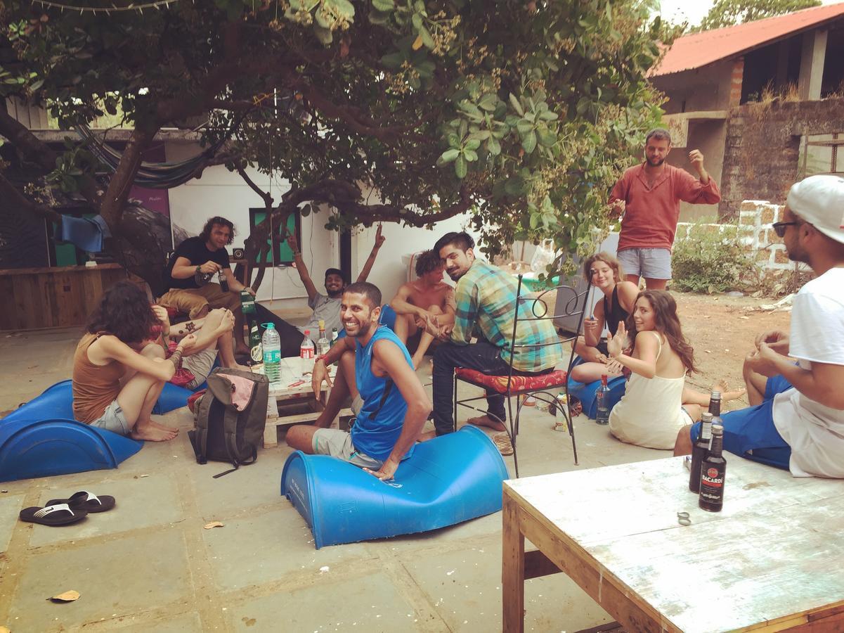 Green Rover Hostel By Gypstead Vagator Dış mekan fotoğraf