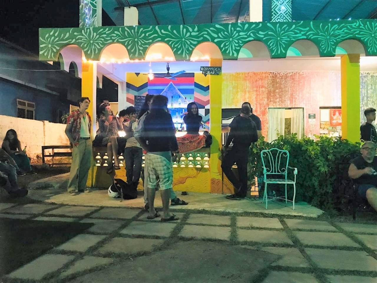Green Rover Hostel By Gypstead Vagator Dış mekan fotoğraf